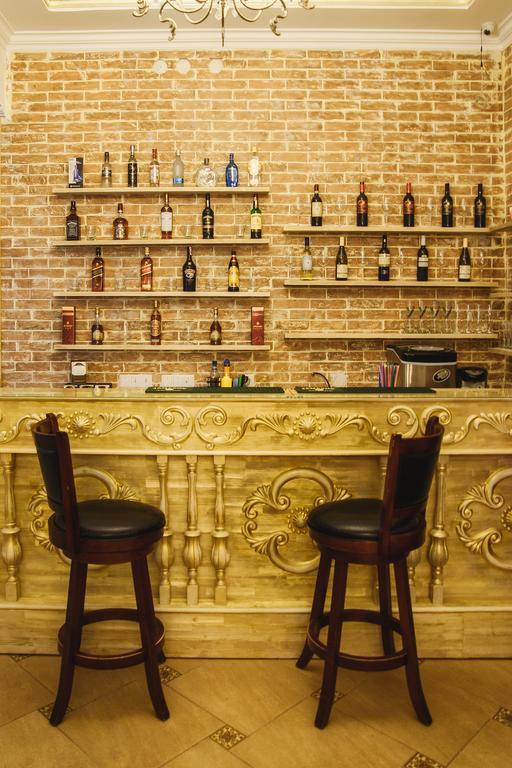 Promenade Park Hotel Shymkent Esterno foto
