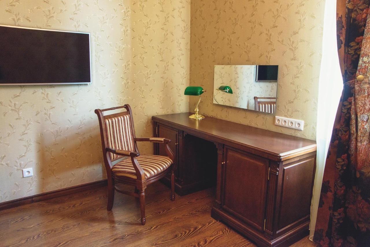 Promenade Park Hotel Shymkent Esterno foto